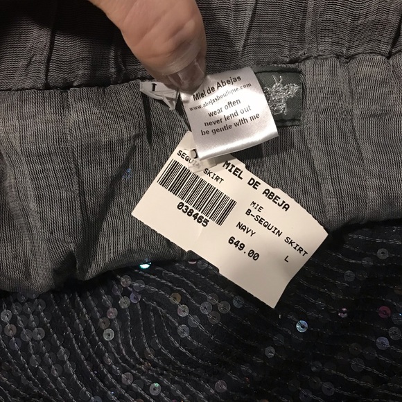 Abeja Boutique Miel De Abeja NWT Sequin Silk Skirt - Picture 7 of 8